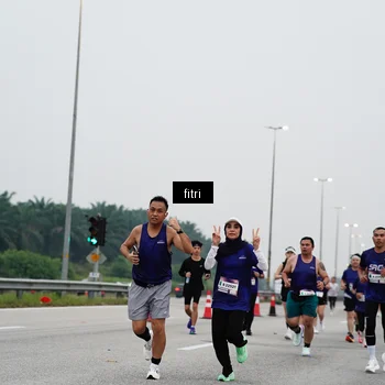 Runner Photo 7468791