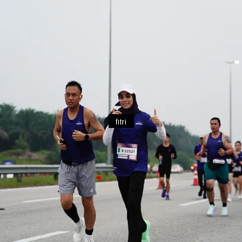 Runner Photo 7468856