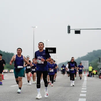 Runner Photo 7468861