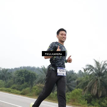 Runner Photo 7468873