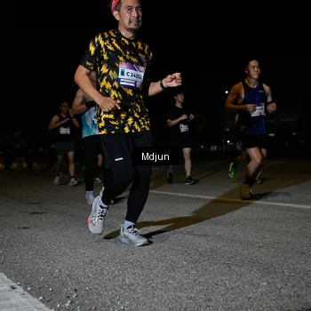 Runner Photo 7468884