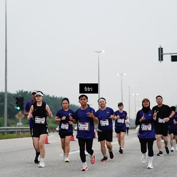 Runner Photo 7468899