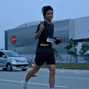 Runner Photo 7468906