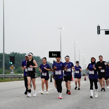 Runner Photo 7468908