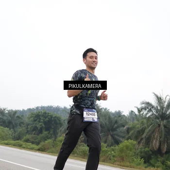 Runner Photo 7468915