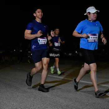 Runner Photo 7468917