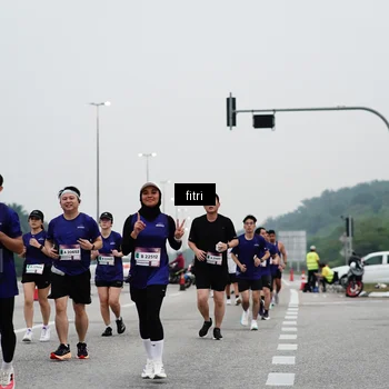 Runner Photo 7468934