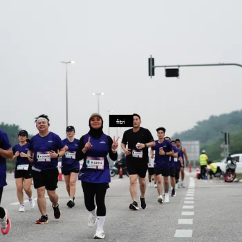 Runner Photo 7468945