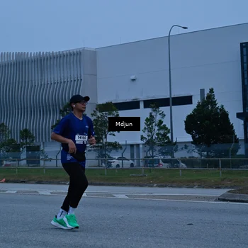 Runner Photo 7468946