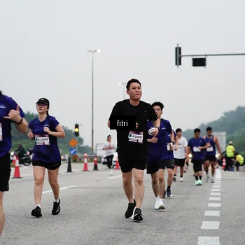 Runner Photo 7468978