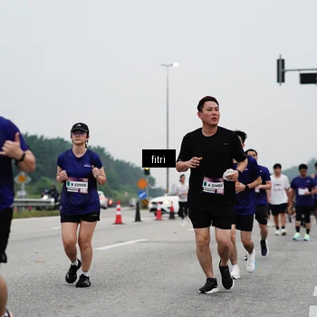 Runner Photo 7468985