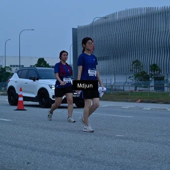 Runner Photo 7469003