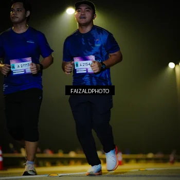 Runner Photo 7469013