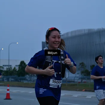 Runner Photo 7469023
