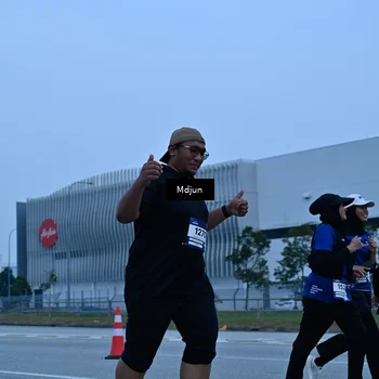 Runner Photo 7469030