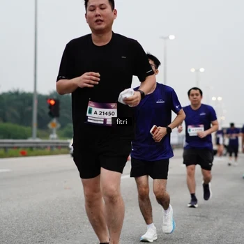 Runner Photo 7469035