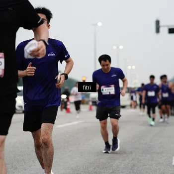 Runner Photo 7469049