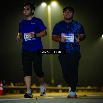 Runner Photo 7469051