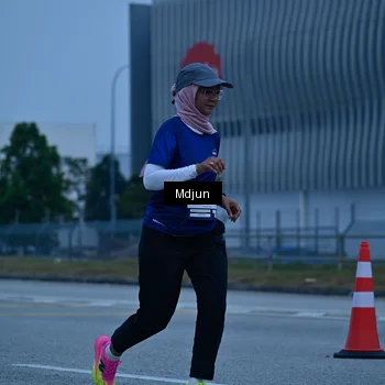 Runner Photo 7469066