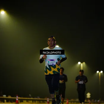 Runner Photo 7469084