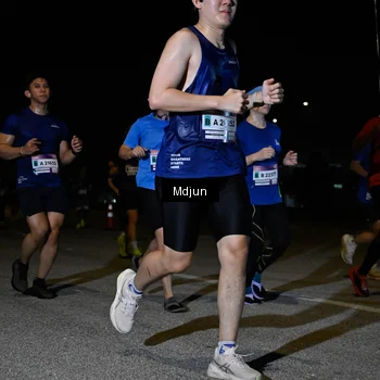 Runner Photo 7469092
