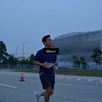 Runner Photo 7469094
