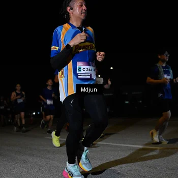 Runner Photo 7469096