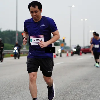 Runner Photo 7469100