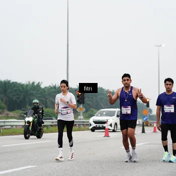 Runner Photo 7469111