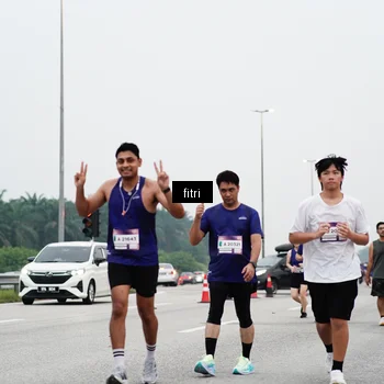 Runner Photo 7469138