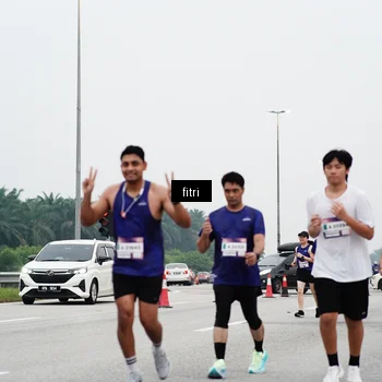 Runner Photo 7469139