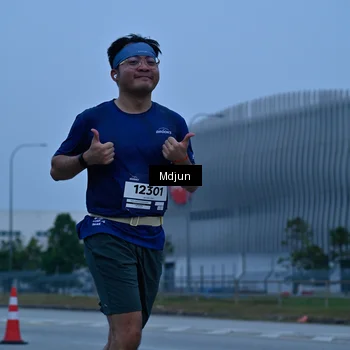 Runner Photo 7469144