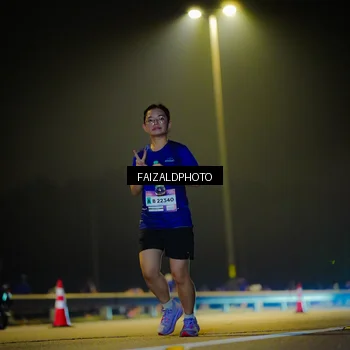 Runner Photo 7469147