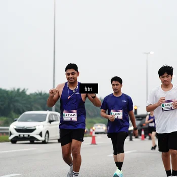 Runner Photo 7469150