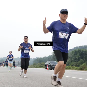Runner Photo 7469152