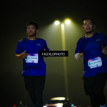 Runner Photo 7469157