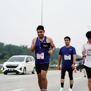 Runner Photo 7469163