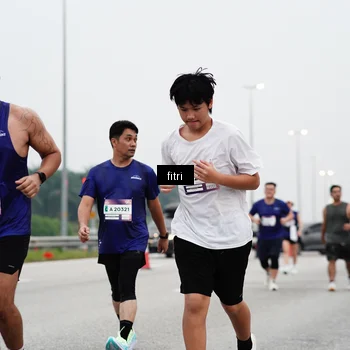 Runner Photo 7469164