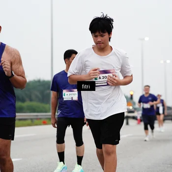 Runner Photo 7469165