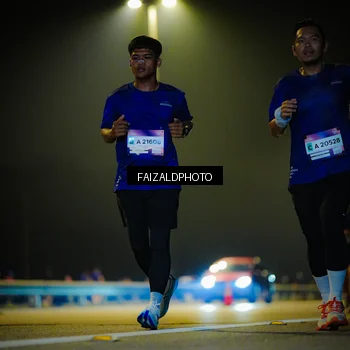 Runner Photo 7469172