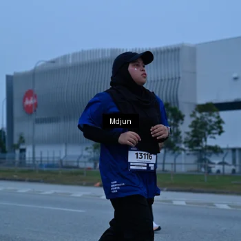 Runner Photo 7469193