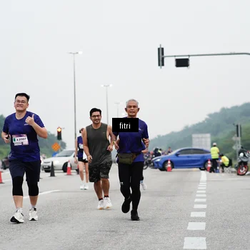 Runner Photo 7469197