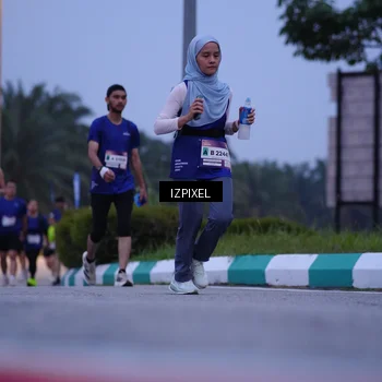 Runner Photo 7469202