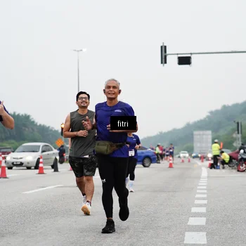 Runner Photo 7469230