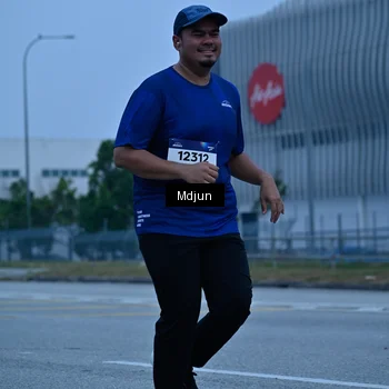 Runner Photo 7469238