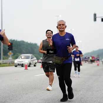 Runner Photo 7469248