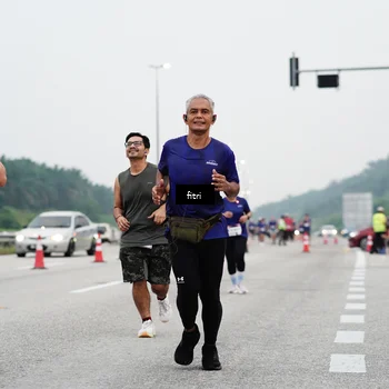 Runner Photo 7469251