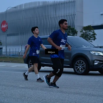 Runner Photo 7469291