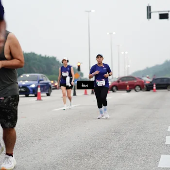 Runner Photo 7469295