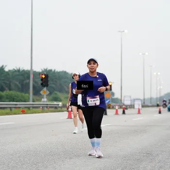 Runner Photo 7469297